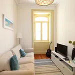 Casa 11 Cravos By Lovelystay * Figueira da Foz