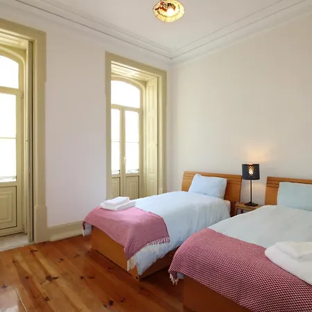 Casa 11 Cravos By Lovelystay * Figueira da Foz